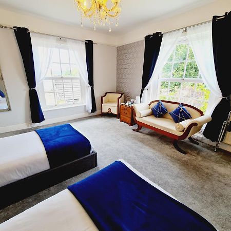 Beaufort Lodge - Central Location & Free Parking تونتون المظهر الخارجي الصورة
