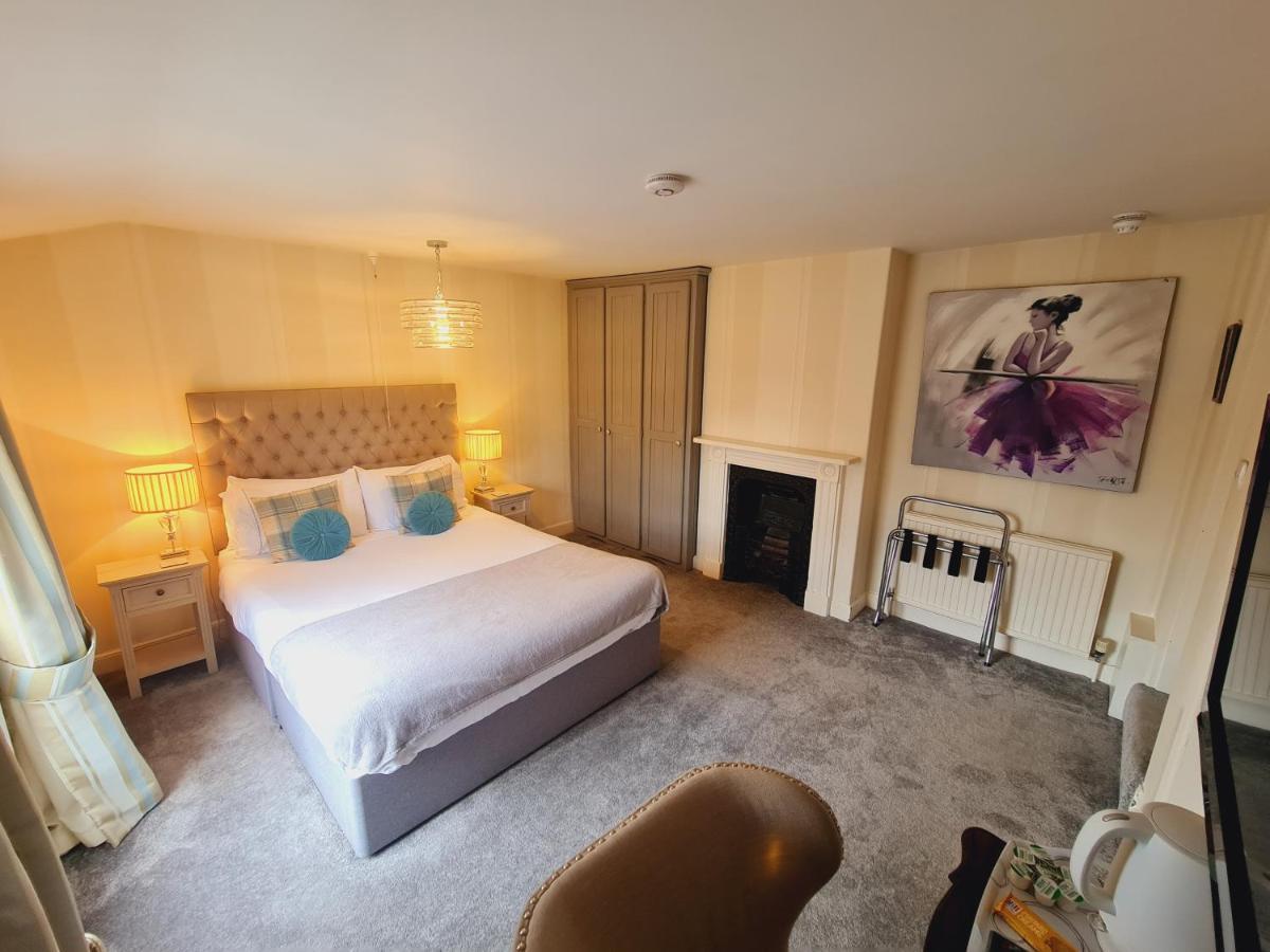 Beaufort Lodge - Central Location & Free Parking تونتون المظهر الخارجي الصورة