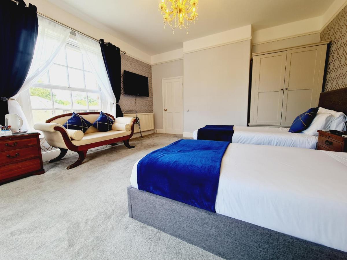 Beaufort Lodge - Central Location & Free Parking تونتون المظهر الخارجي الصورة