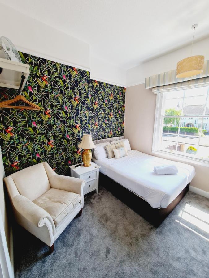 Beaufort Lodge - Central Location & Free Parking تونتون المظهر الخارجي الصورة